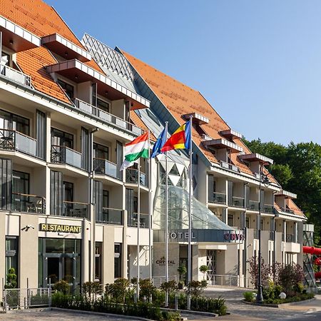 Hotel Crystal Wellness & Spa Superior Sovata Exteriör bild