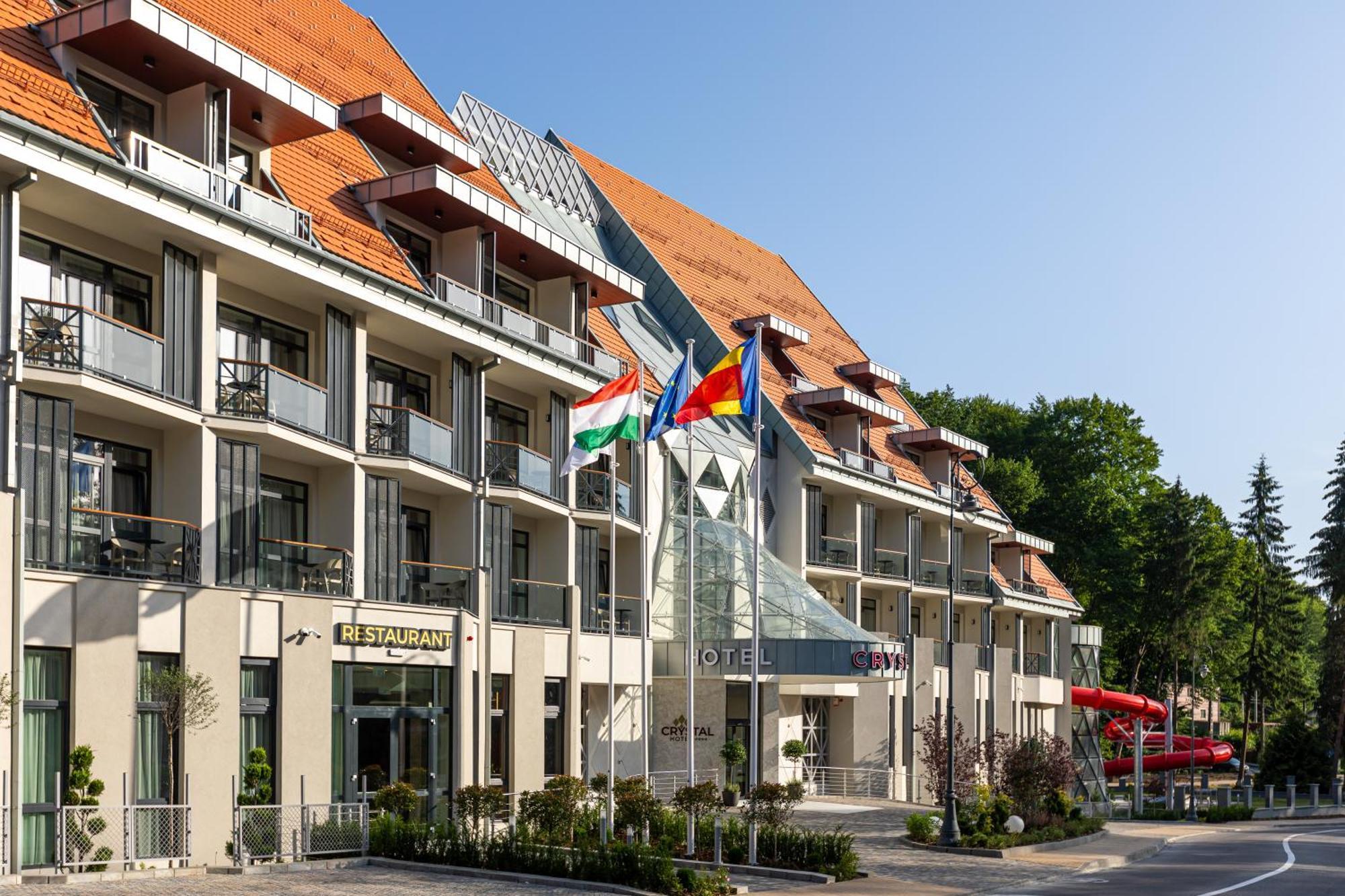 Hotel Crystal Wellness & Spa Superior Sovata Exteriör bild