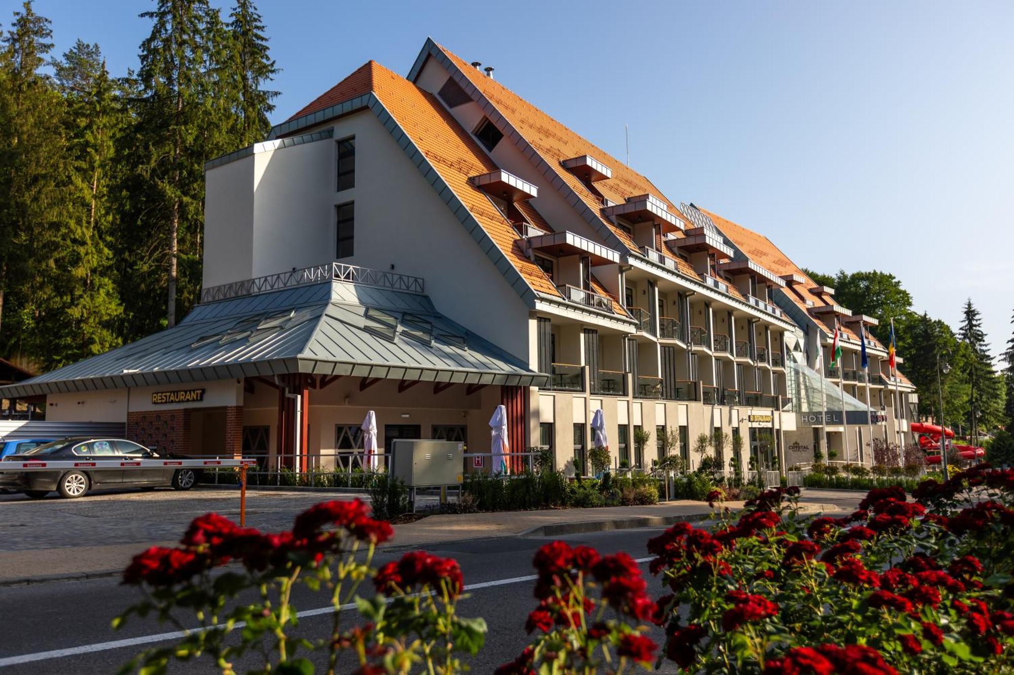 Hotel Crystal Wellness & Spa Superior Sovata Exteriör bild