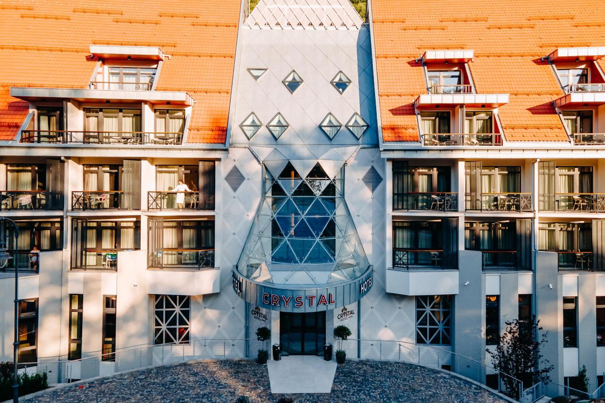 Hotel Crystal Wellness & Spa Superior Sovata Exteriör bild