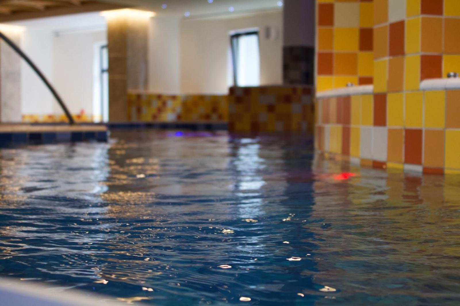 Hotel Crystal Wellness & Spa Superior Sovata Exteriör bild