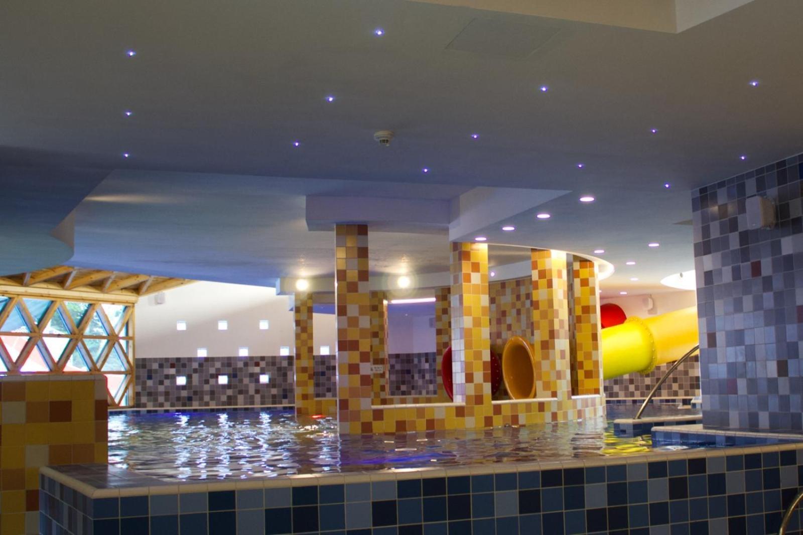 Hotel Crystal Wellness & Spa Superior Sovata Exteriör bild