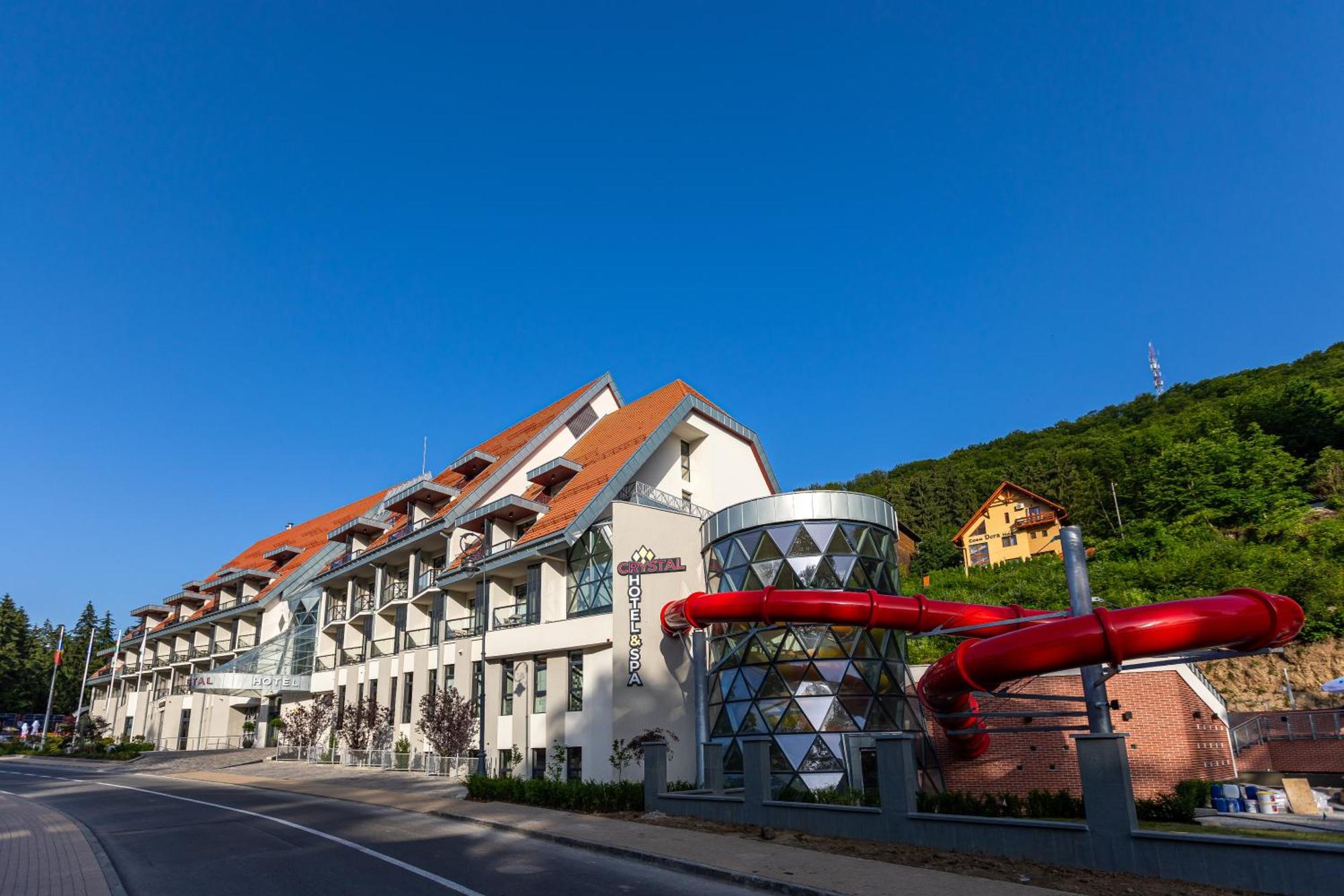Hotel Crystal Wellness & Spa Superior Sovata Exteriör bild