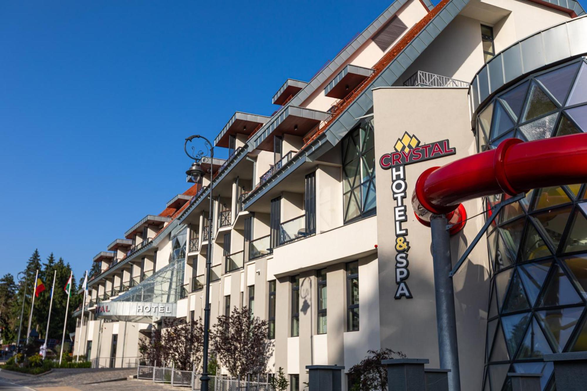 Hotel Crystal Wellness & Spa Superior Sovata Exteriör bild